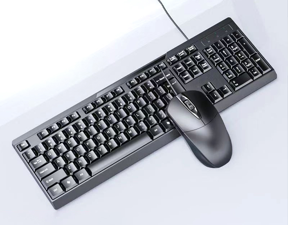 Conjunto de teclado e mouse com fio